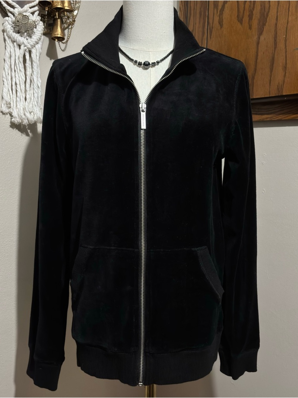 Michael Kors Black Sporty Velvet Zip-Up Jacket Size Medium Athletic
